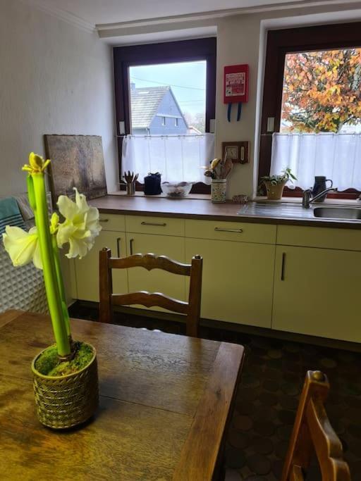 Haus Paesch Nahe See Mit Beheiztem Whirlpool/Sauna Butgenbach Buitenkant foto